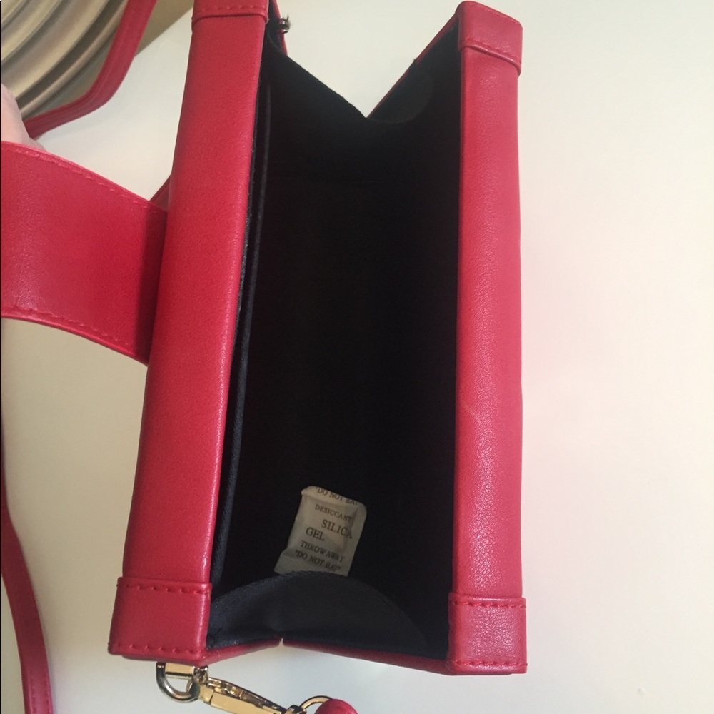 Small Purse - Picture 4 of 4